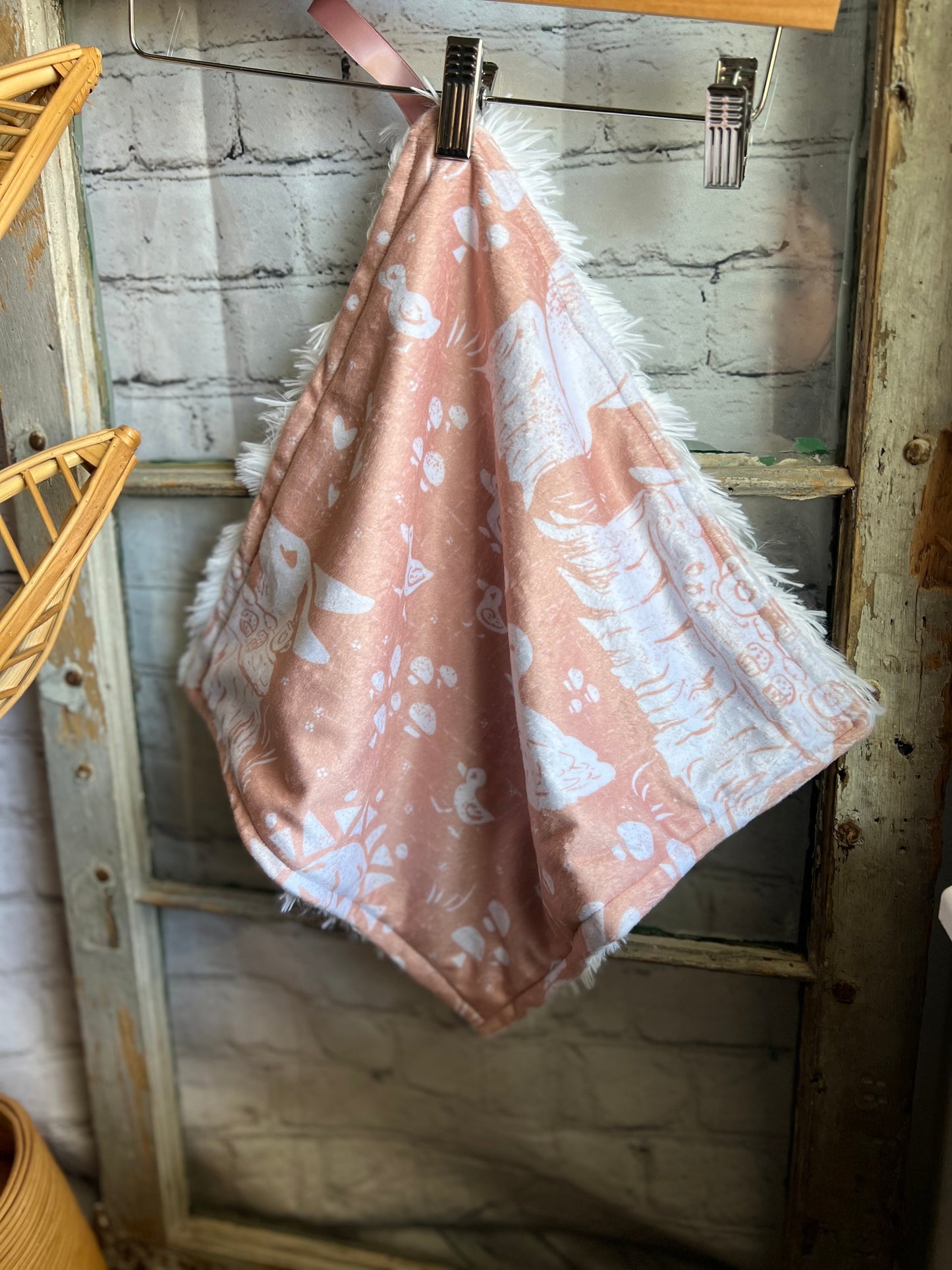 Tea Party Lovey